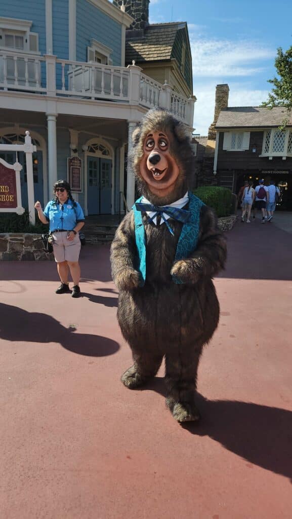 Country Bear Musical Jamboree Officially Opens Plus New Bear OOTD Meet  Greet