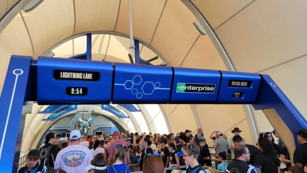 New Lightning Lane Premier Pass Starts October 30th a With Price of 9 to 9 PER PASS