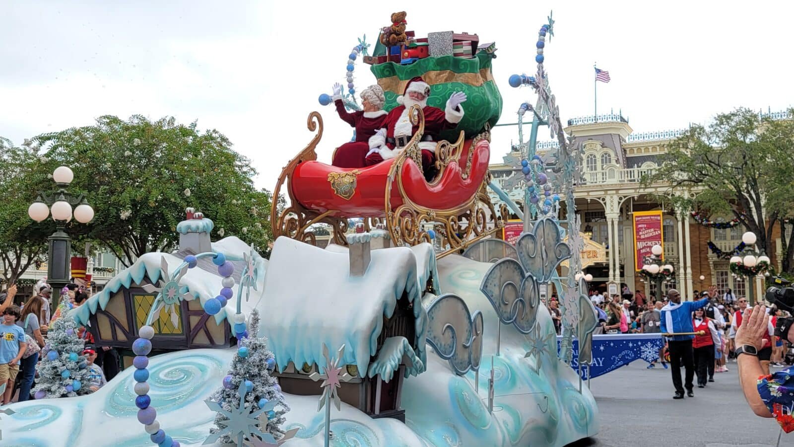 Disney Parks Magical Christmas Day Parade is Filming November 8th and 9th at Walt Disney World