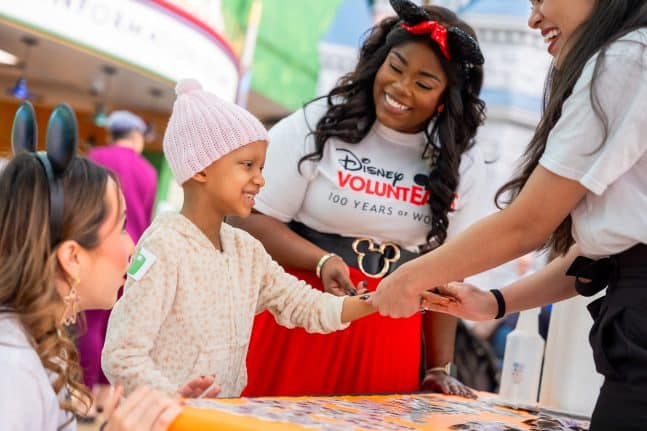 Mickey and Minnie Bring Reverse Trick or Treating to Childrens Hospitals