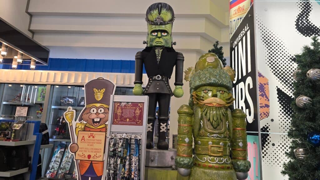 Earl the Squirrel is Back for Holidays at Universal Orlando with Earl'z March of the Nutcrackers" Scavenger Hunt