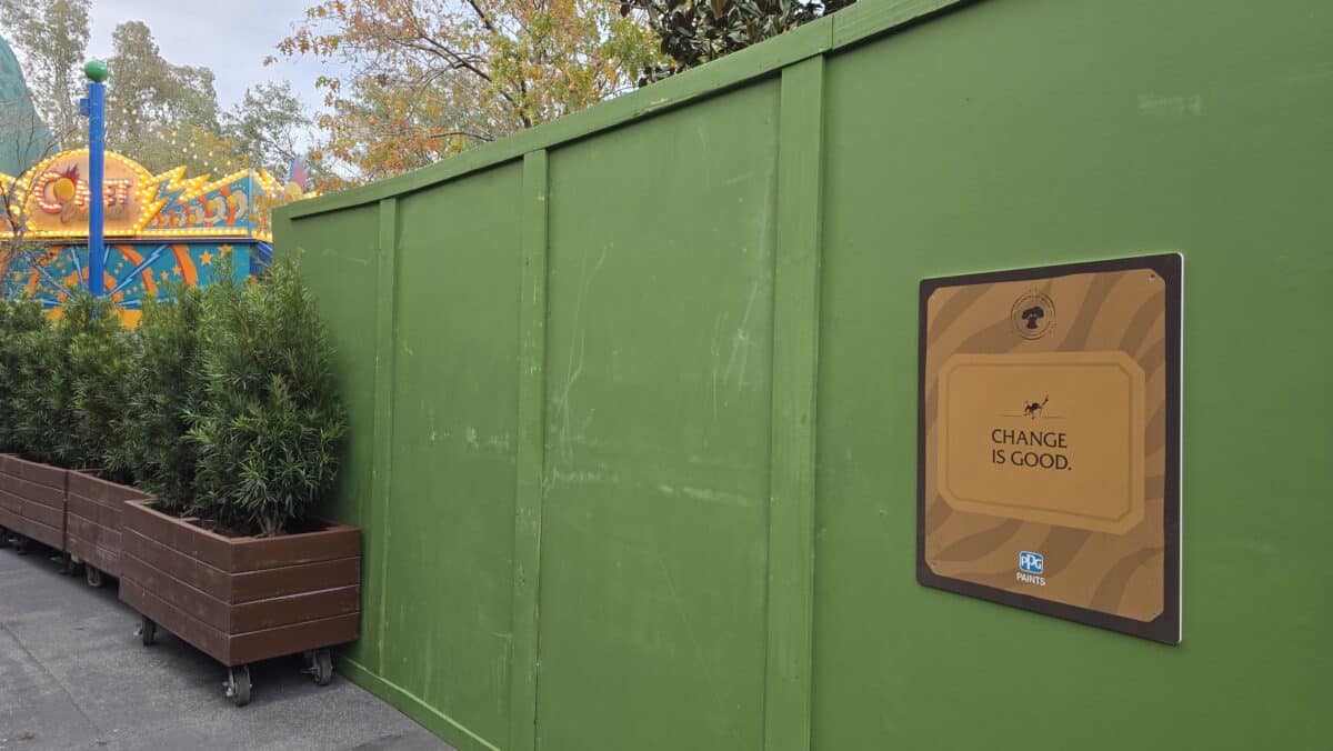 Walls Up as Dinoland USA Phased Closures Begin at Disney's Animal Kingdom