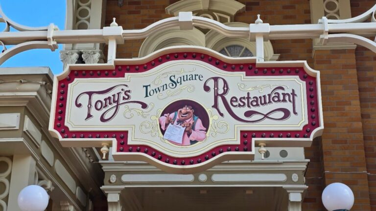Walt Disney World Magic Kingdom Dining Menu “Tony's Town Square” Lunch & Dinner 2025