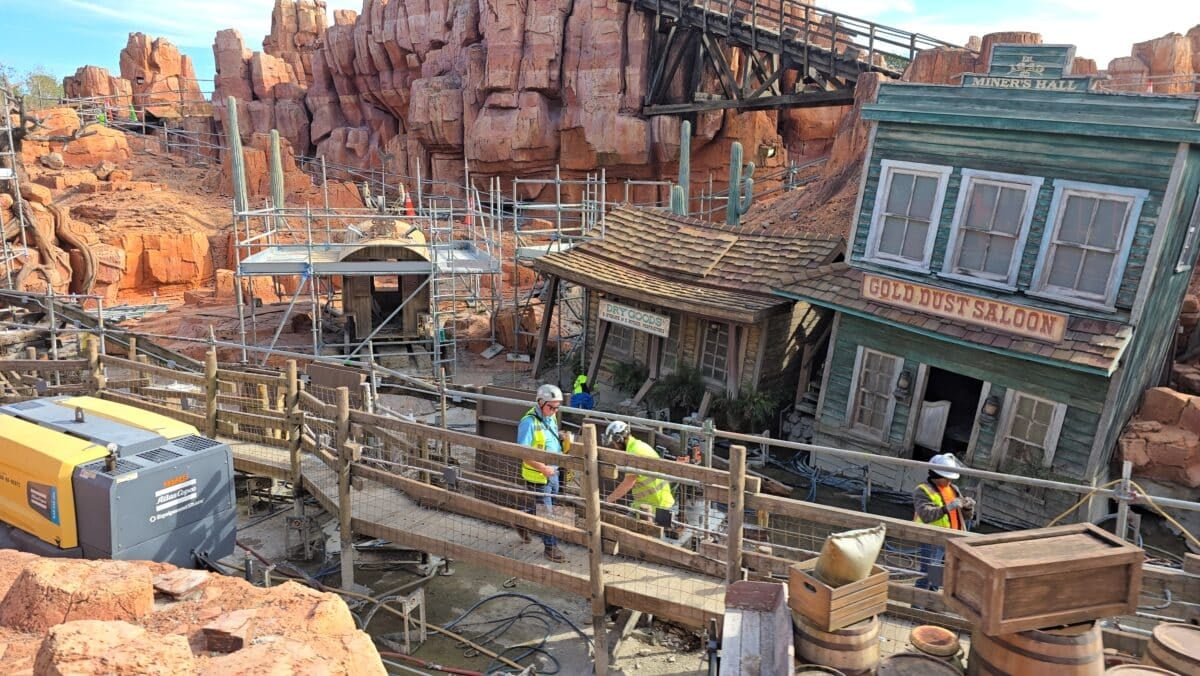 New Track Delivery and Installation Big Thunder Mountain Railroad in the Magic Kingdom