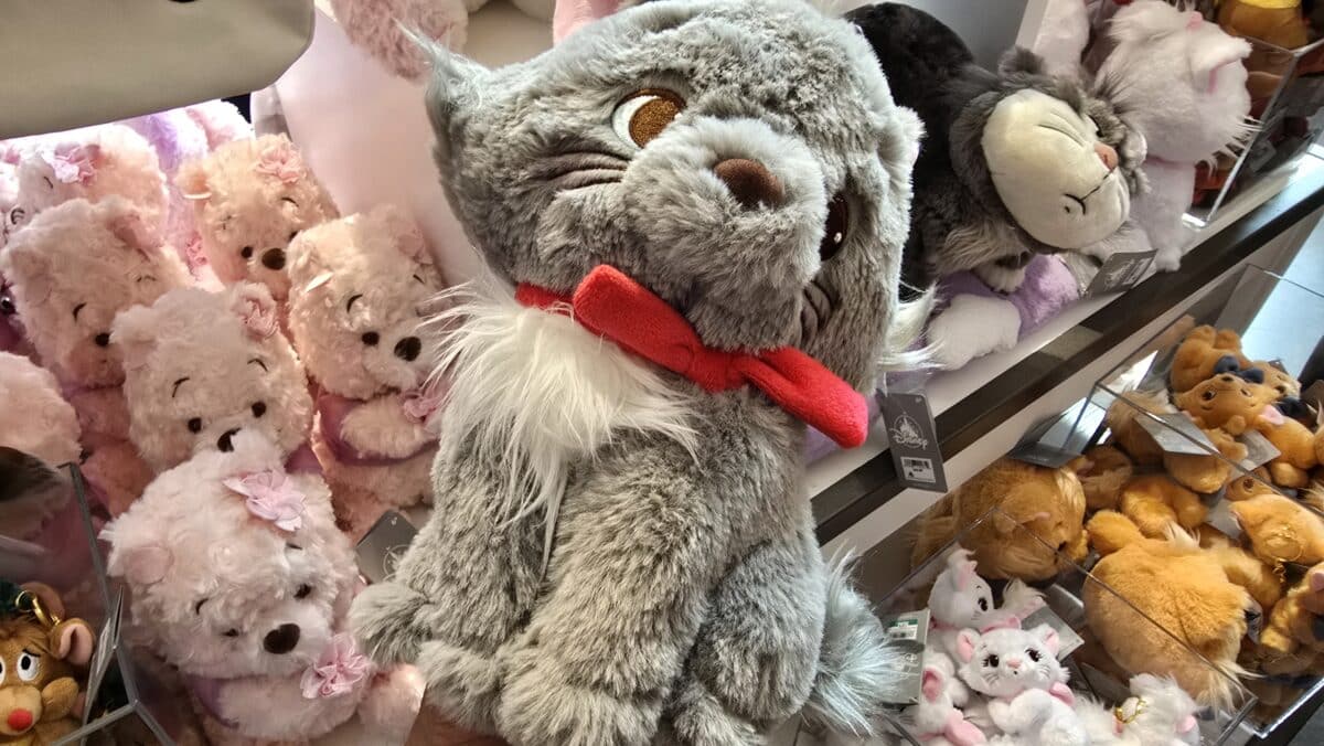 Disney Store Adds Sakura Pastel Floral Plus and More from Japan  China