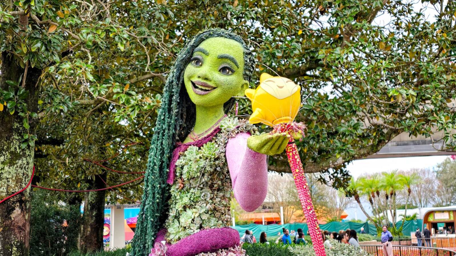 Disney World Epcot Flower  Garden Festival 2025 'Wish' Topiary New Location