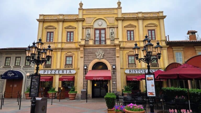 Walt Disney World Epcot Dining Menu “Via Napoli” Lunch & Dinner 2025