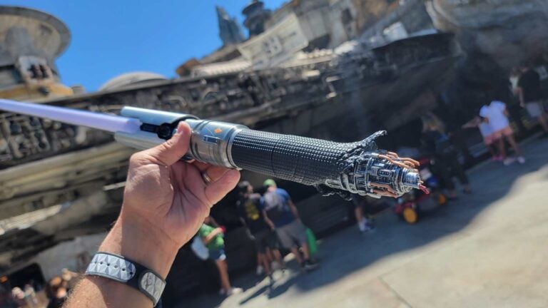“Reclaimed and Reforged” New Lightsabers Building Experience at Disney's Galaxy's Edge