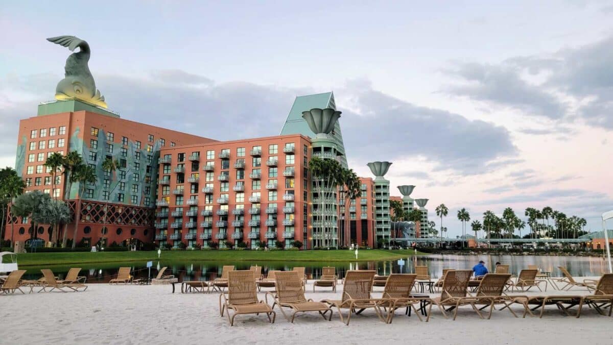 Walt Disney Swan  Dolphin Debuts Newly Renovated Guest Rooms