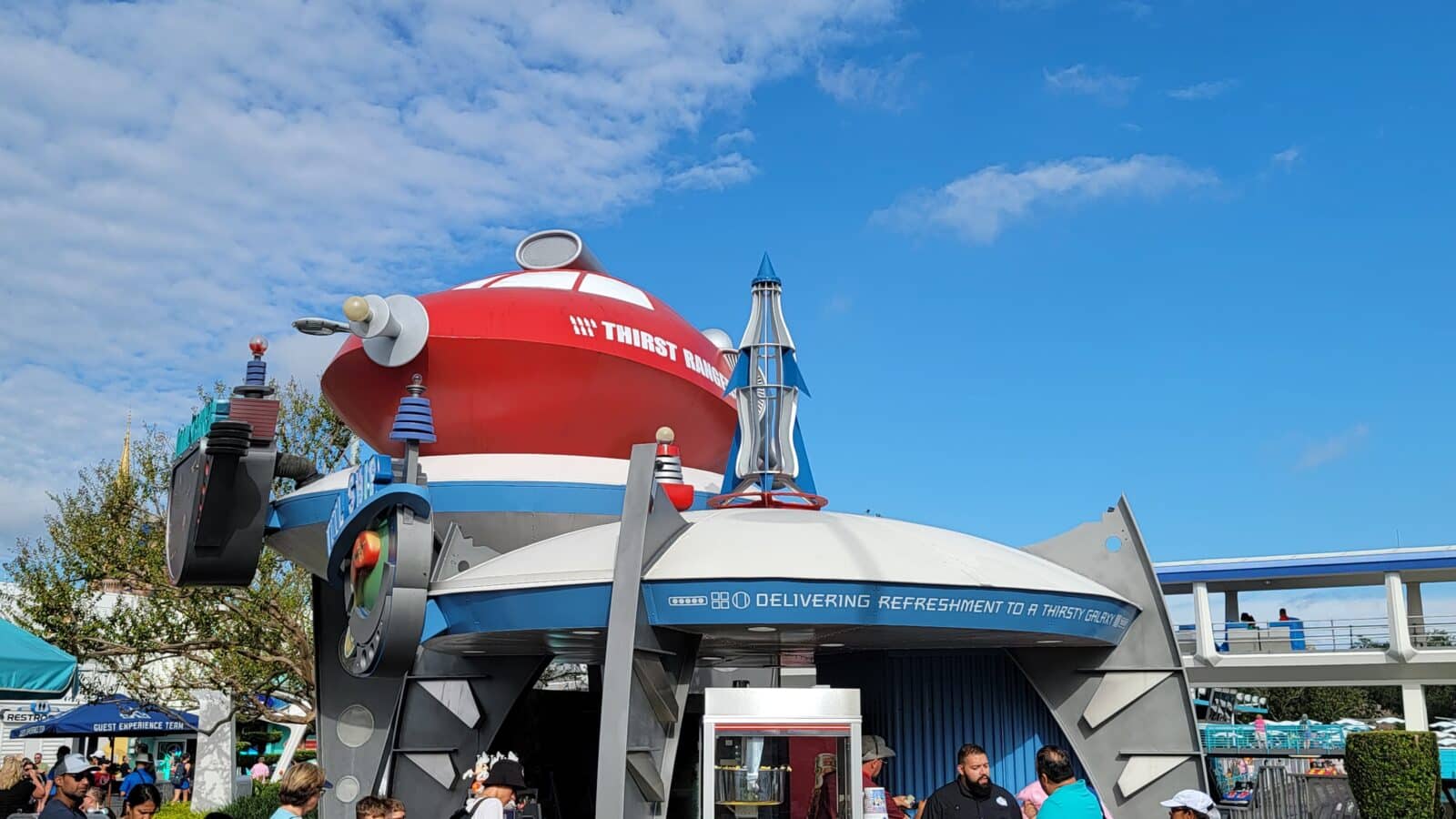 Tomorrowland's "Flight of the Navigator" Cool Ship Popcorn Stand Removed From Magic Kingdom