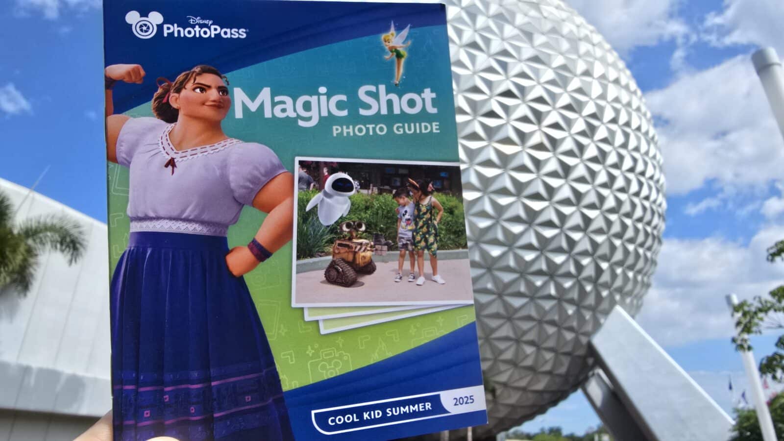 Disney PhotoPass Magic Shot Booklet