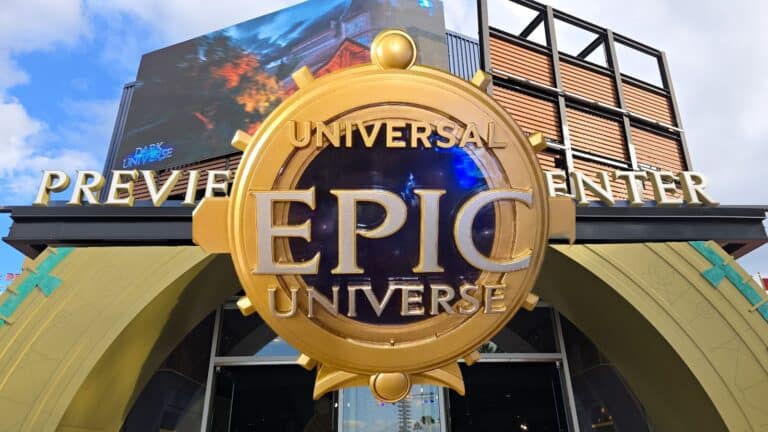 Get the New Epic Universe Logo Light-Up Popcorn Bucket In Universal City Walk