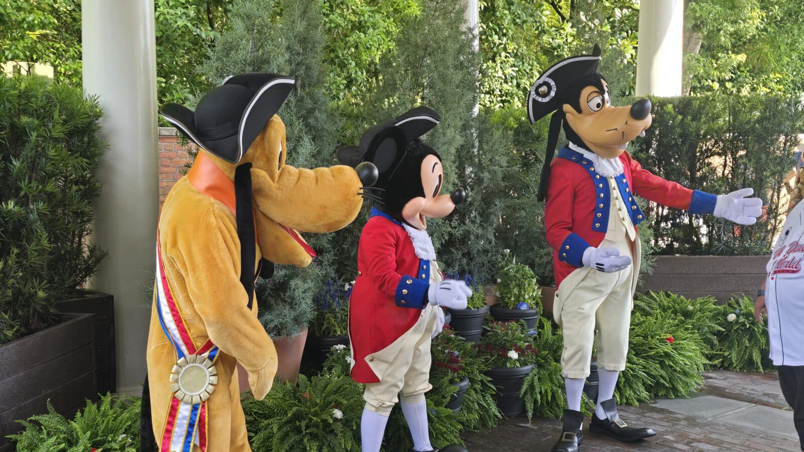 July 4th at Epcot Spirit of '76 Disney Character Meet Greet