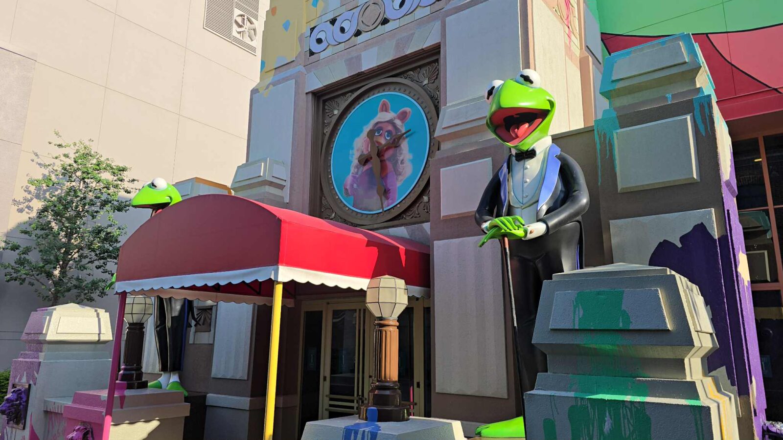 Muppets Courtyard Demolition Begins with the Removal of Stage 1 Store
