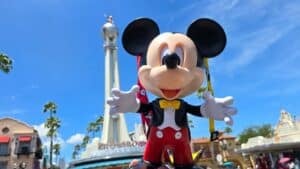 "Hey Mickey,” Talking, Blinking, Moving Mickey Mouse Popcorn Bucket Now Available at Walt Disney World