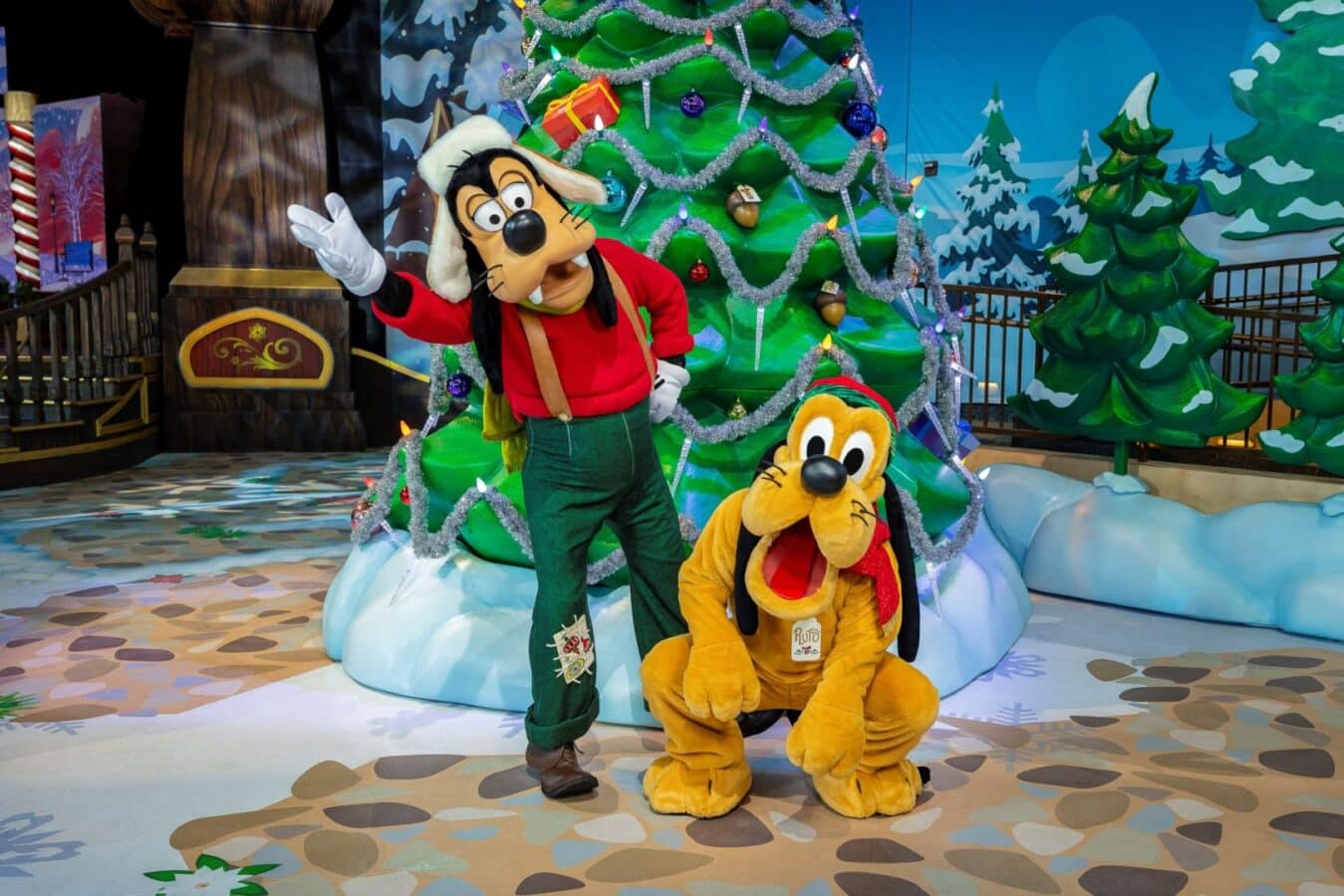Disneyland Resort's 2025 Holiday Preview: Mickey's Christmas Carol Dining, New Outfits, and More