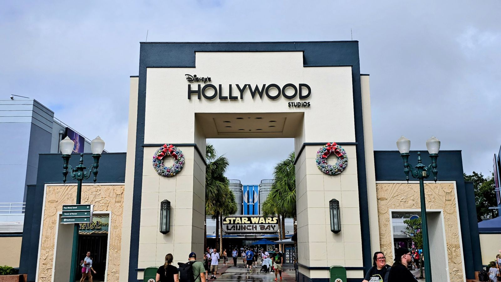 Iconic Disneys Hollywood Studios Archway Being Removed for The Magic of Disney Animation