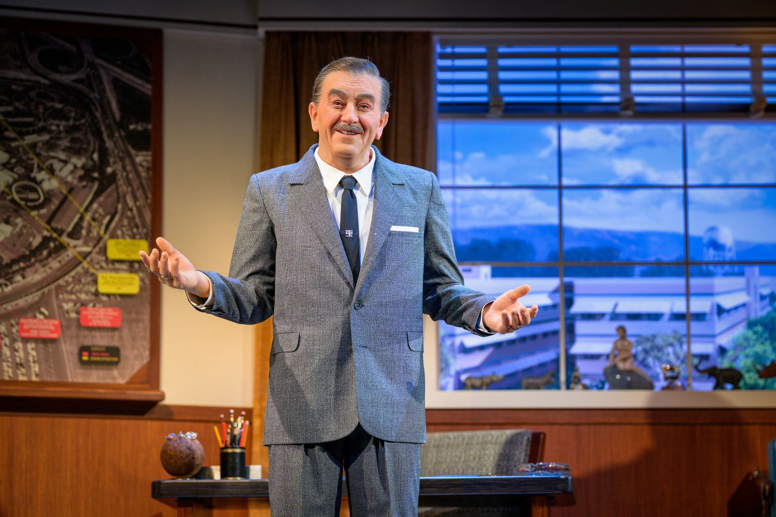 Images  Video from Disneyland Walt Disney  A Magical Life Animatronic