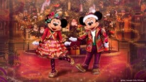New Christmas Outfits for Mickey & Minnie Mouse at Disneyland