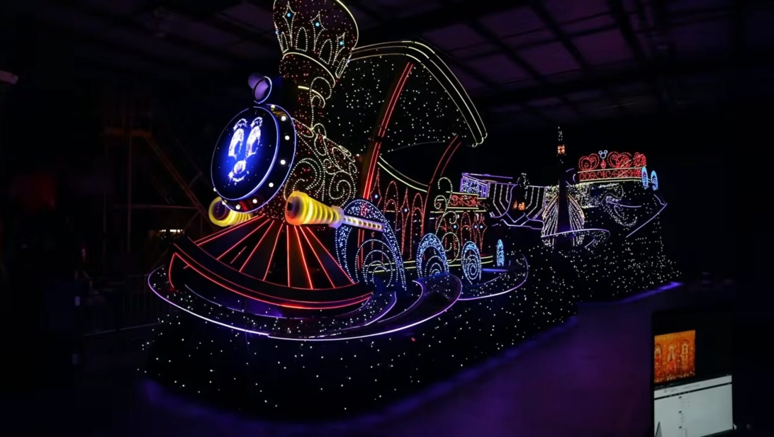 Meet Whimsy The New Original Walt Disney World Character Debuting at Disney Starlight