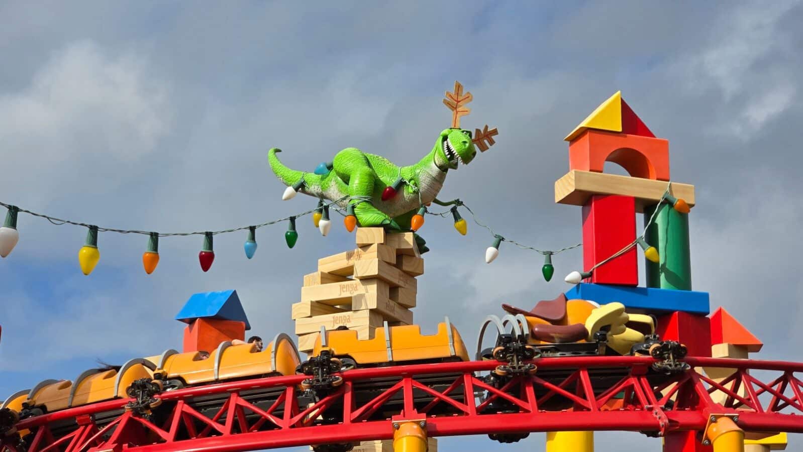 Walt Disney World Returning Holiday Magic Confirmed for 2025