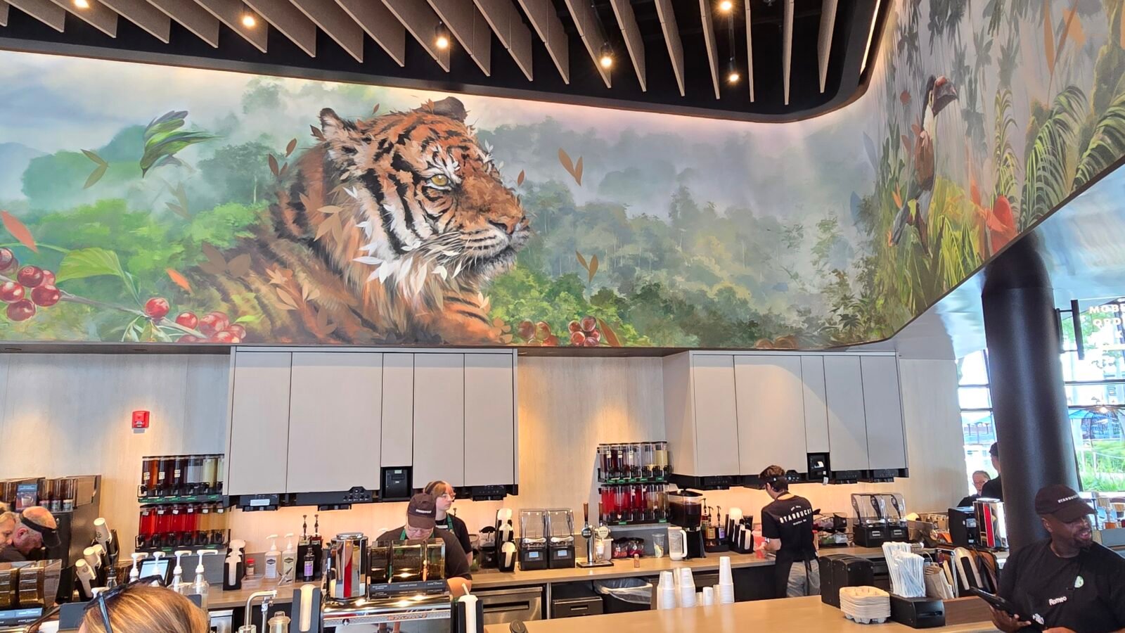 "Starbies" Reopens at Disney Springs West Side After Months of Refurbishment