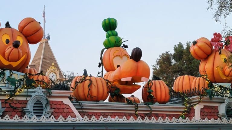 Disneyland Halloween Popcorn Buckets & Novelties (with Prices!) for 2025