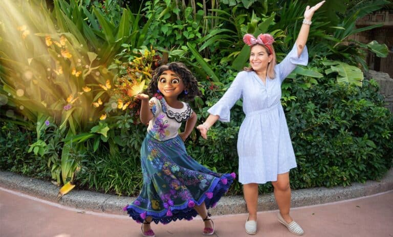 Celebrate Hispanic and Latin Heritage Month at Walt Disney World with New Magicshots 'Encanto' and 'Coco' Photo Ops