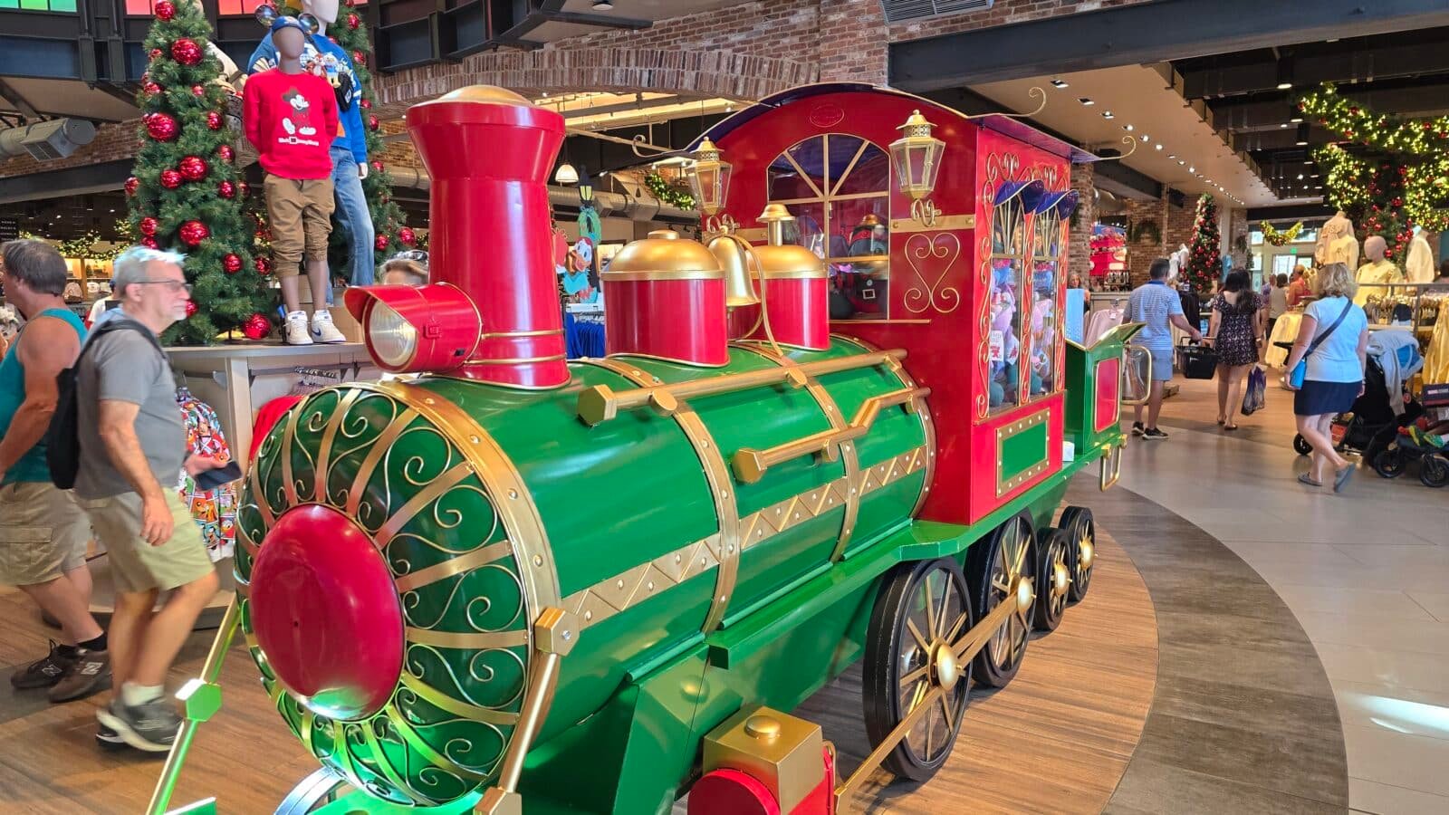 Disney Springs Holidays 2025 Santa Christmas Trees Decorations and Holiday Entertainment
