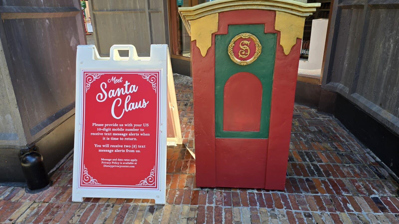 Do We Know Where Santa Claus Santa Duffy Will Meet Guests During the Holidays at Disney's Hollywood Studios?