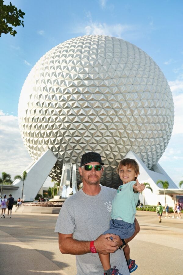 Rewarding Responders Sends Hero Family to Walt Disney World A Thank You for Selfless Service