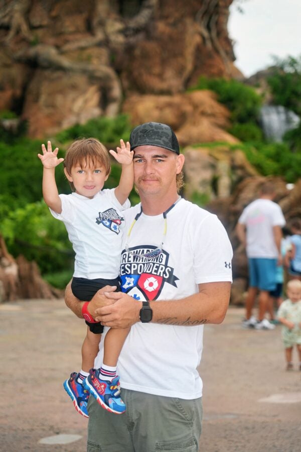 Rewarding Responders Sends Hero Family to Walt Disney World A Thank You for Selfless Service