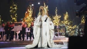 Christina Aguilera to Debut Dazzling Holiday Concert Film 'Christmas in Paris' in U.S. Theatres for Two Nights Only