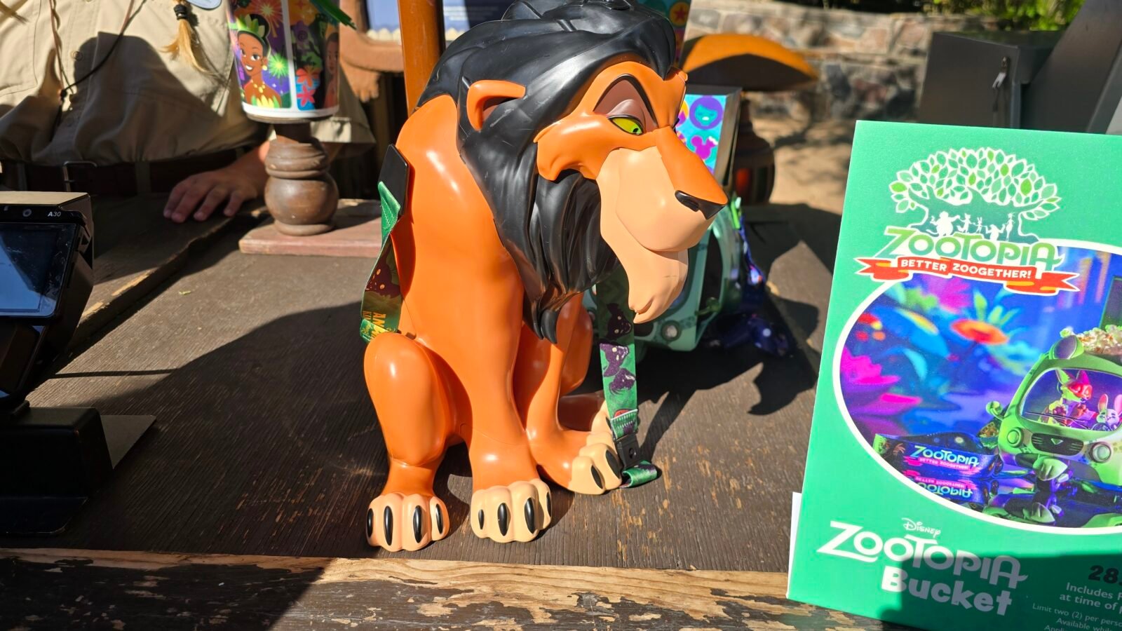 No King No King La la la la la New Disney's The Lion King Popcorn Bucket & Sipper at Animal Kingdom!