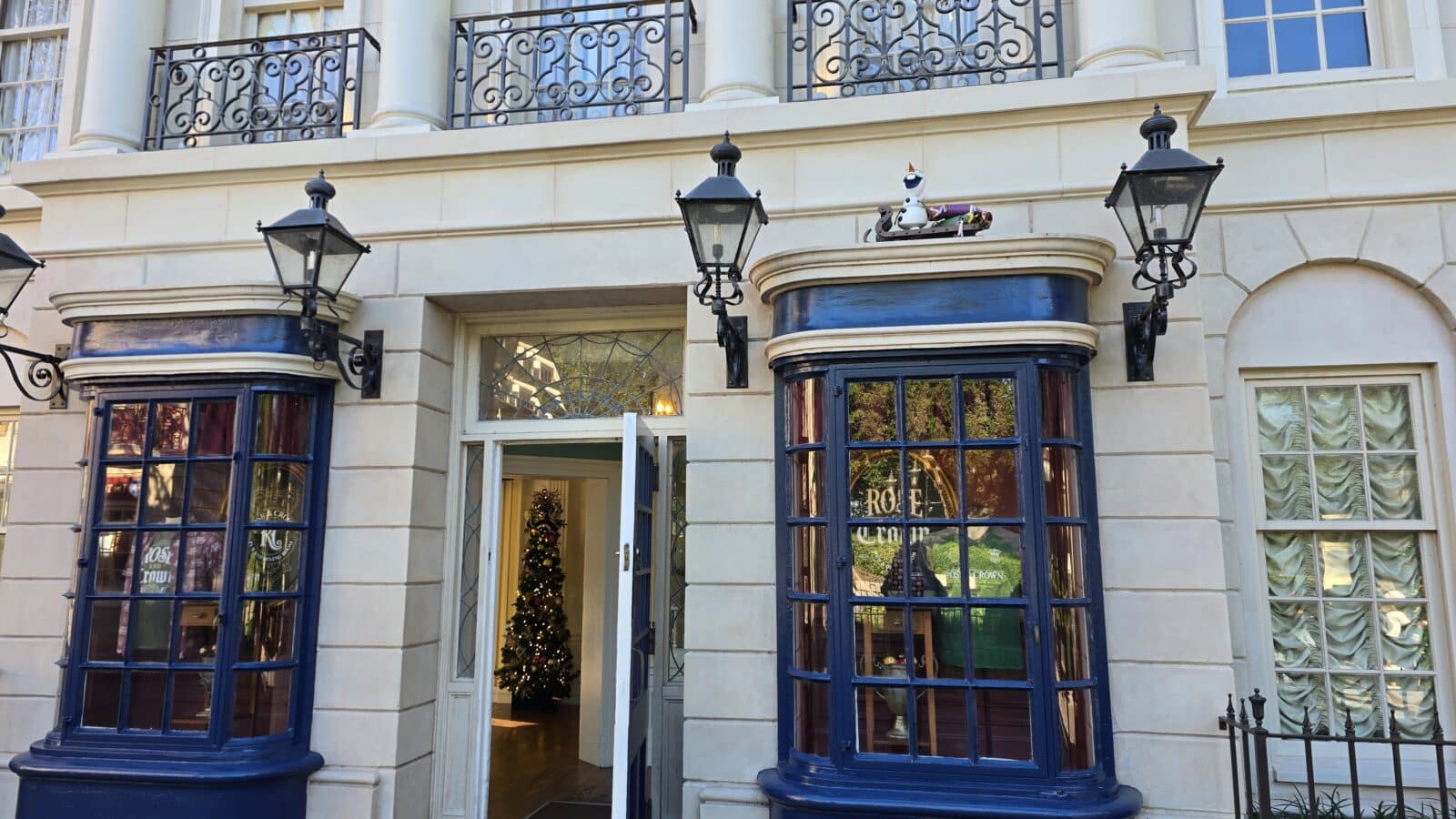 Olafs Holiday Tradition Expedition 2025 Guide All Locations and Spoilers for the Festival of the Holidays