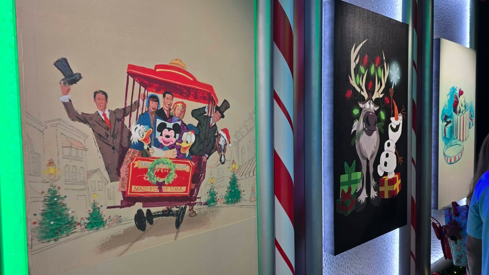 Come With Us! We're Meeting Santa Claus at Disney's Hollywood Studios