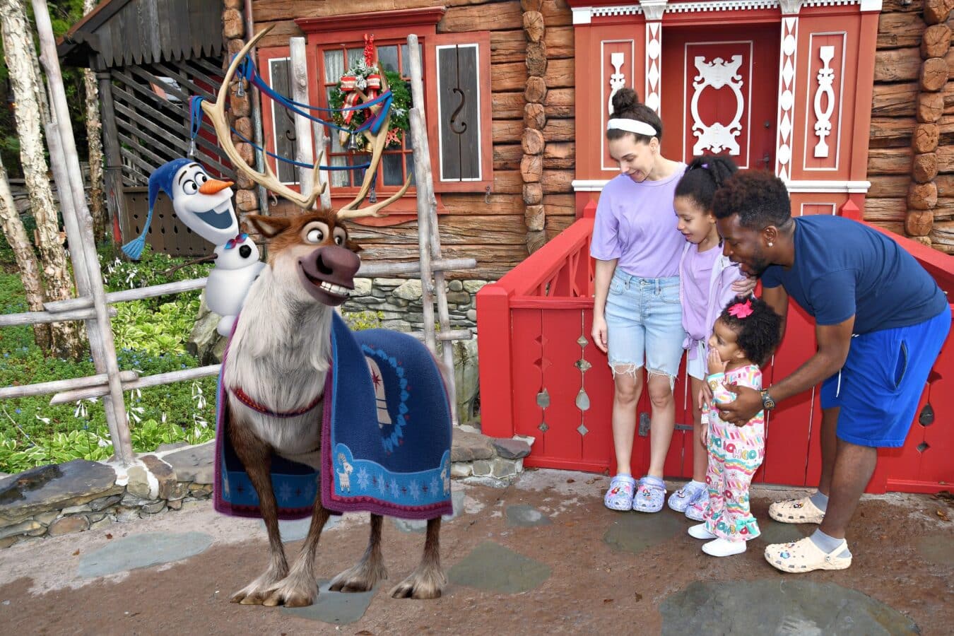 Where to Get the Special MagicShots from Disney PhotoPass during Epcot's Festival of the Holidays