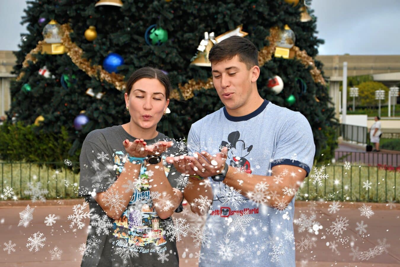 Where to Get the Special MagicShots from Disney PhotoPass during Epcot's Festival of the Holidays