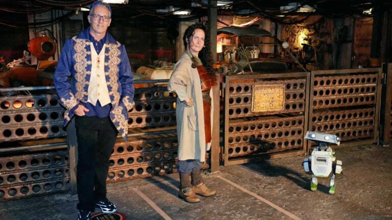 Suprise! BDX Droids Interacting with Guests at Jollywood Nights 2025