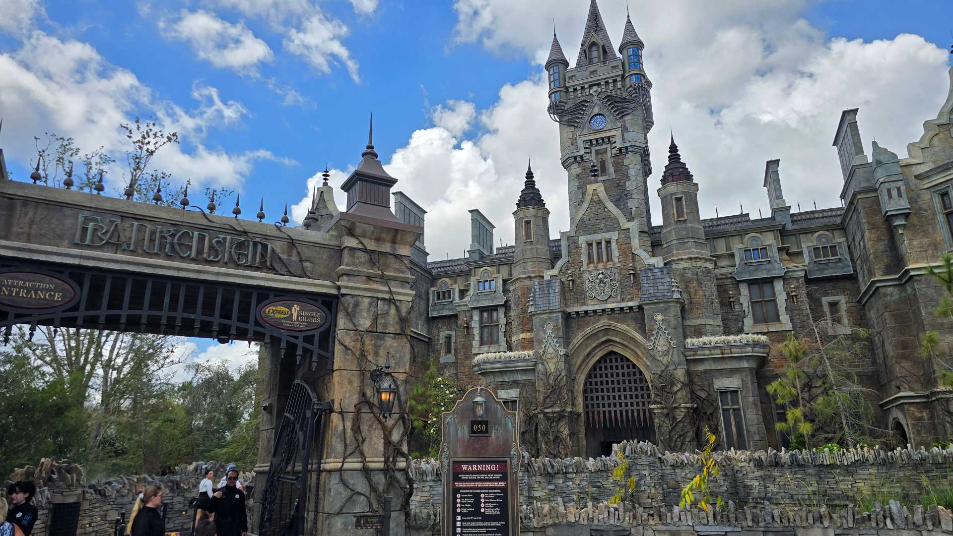 'Monsters Unchained' at EPIC Universe Thea Awards for Outstanding Achievement 2025