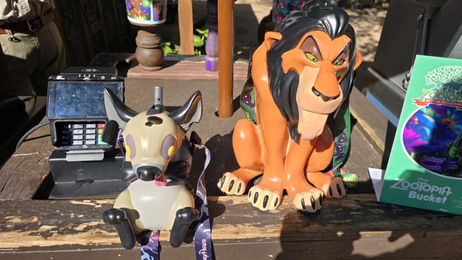 "No King, No King, La-la la la la..." New Disney's The Lion King Popcorn Bucket & Sipper at Animal Kingdom!