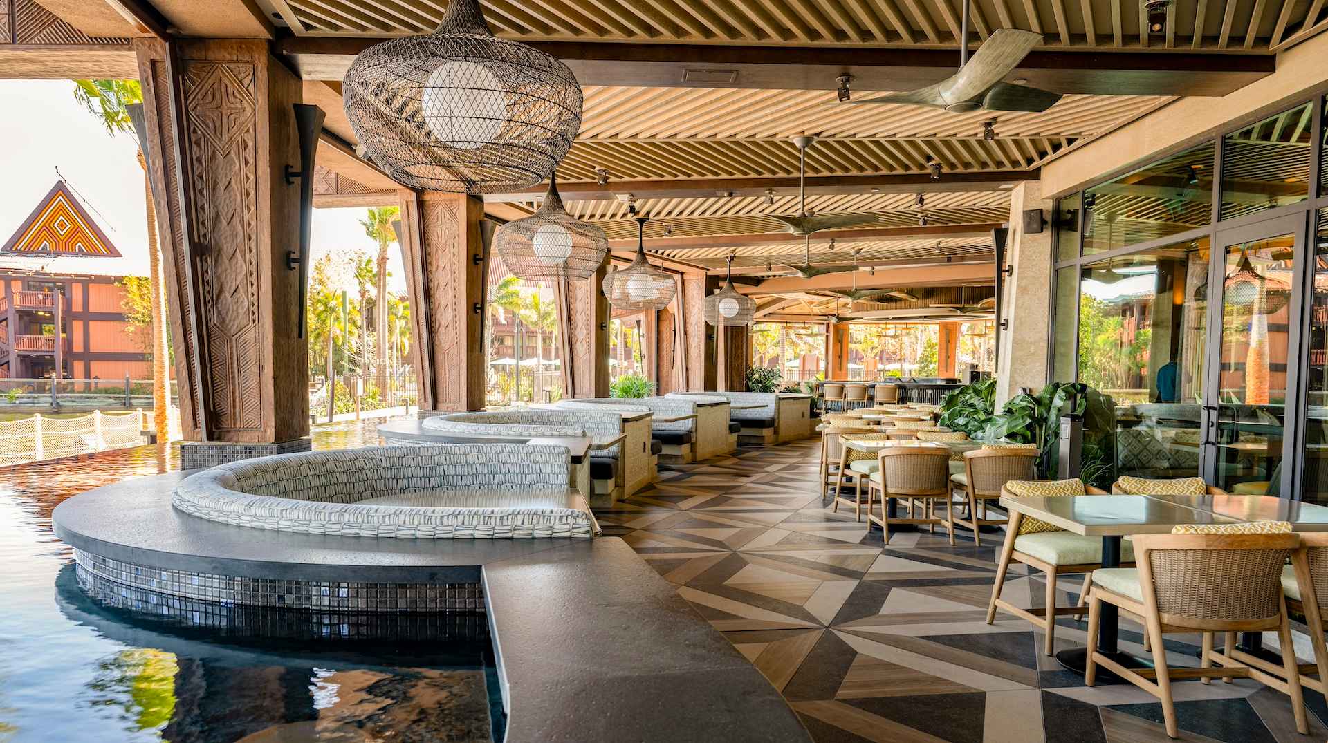 Wailulu Bar & Grill Will Now Take Reservations at Disney's Polynesian Tower