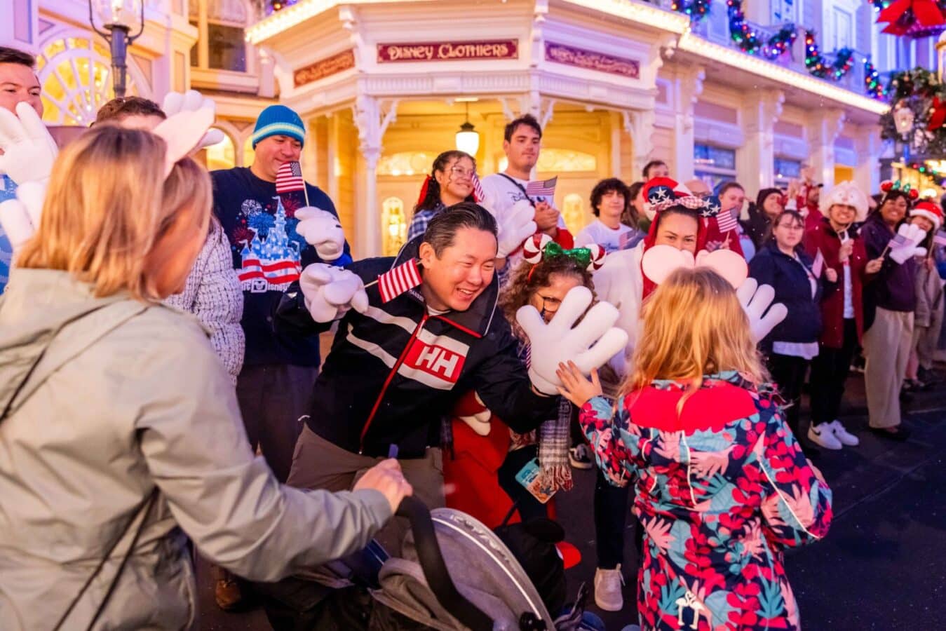 Gary Sinise on 'Snowball Express': Honoring Families of Fallen Heroes at Disney World