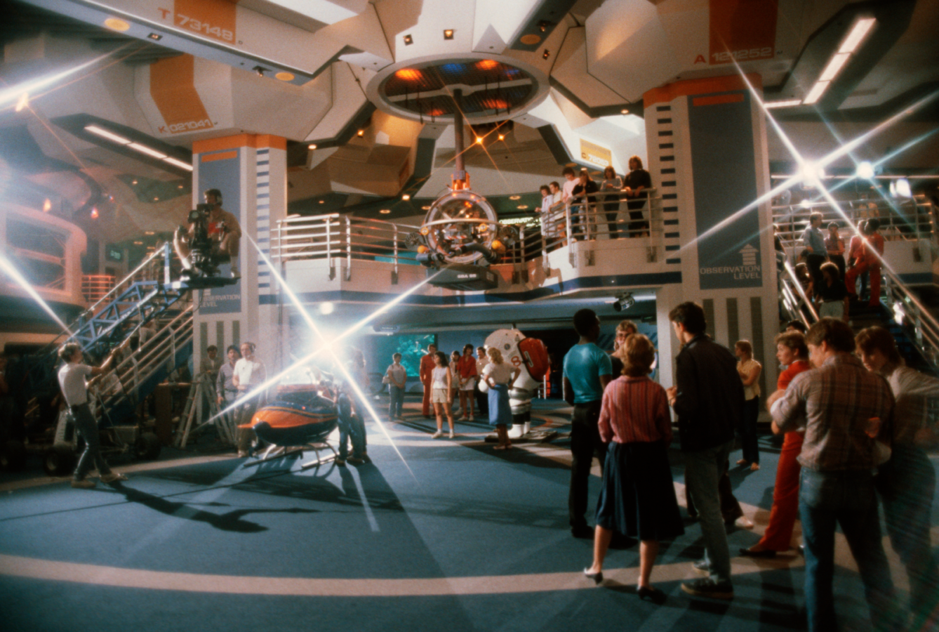 Epcot's Giant Aquarium Hits 40: From High-Tech Research Lab to Finding Nemo
