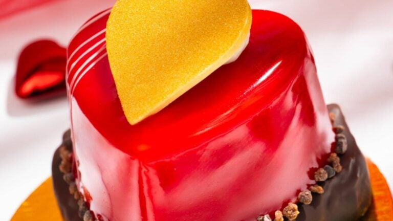 Love at First Bite: The 2026 Valentine’s Disney Eats Snacks & Treats