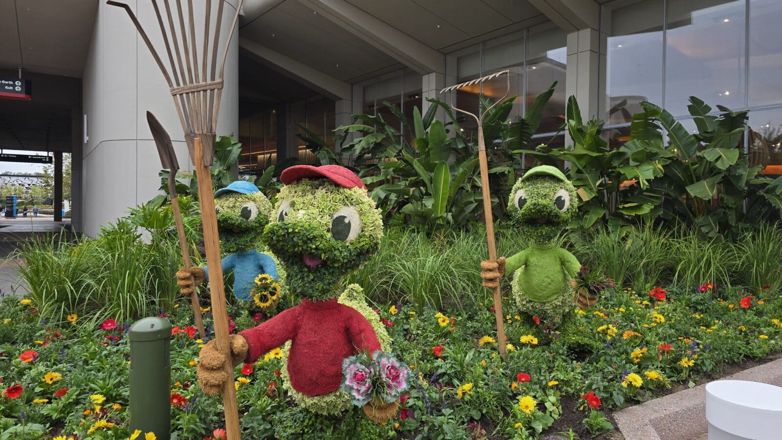 Huey Louie and Dewey Topiary