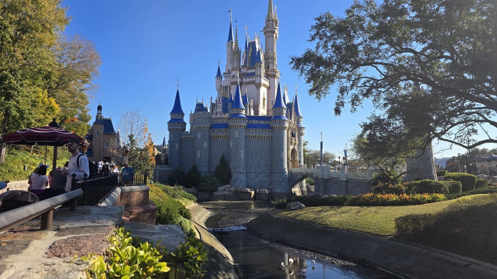 Cinderella's Castle's Moat Gets Drained as it Prepares for Repainting