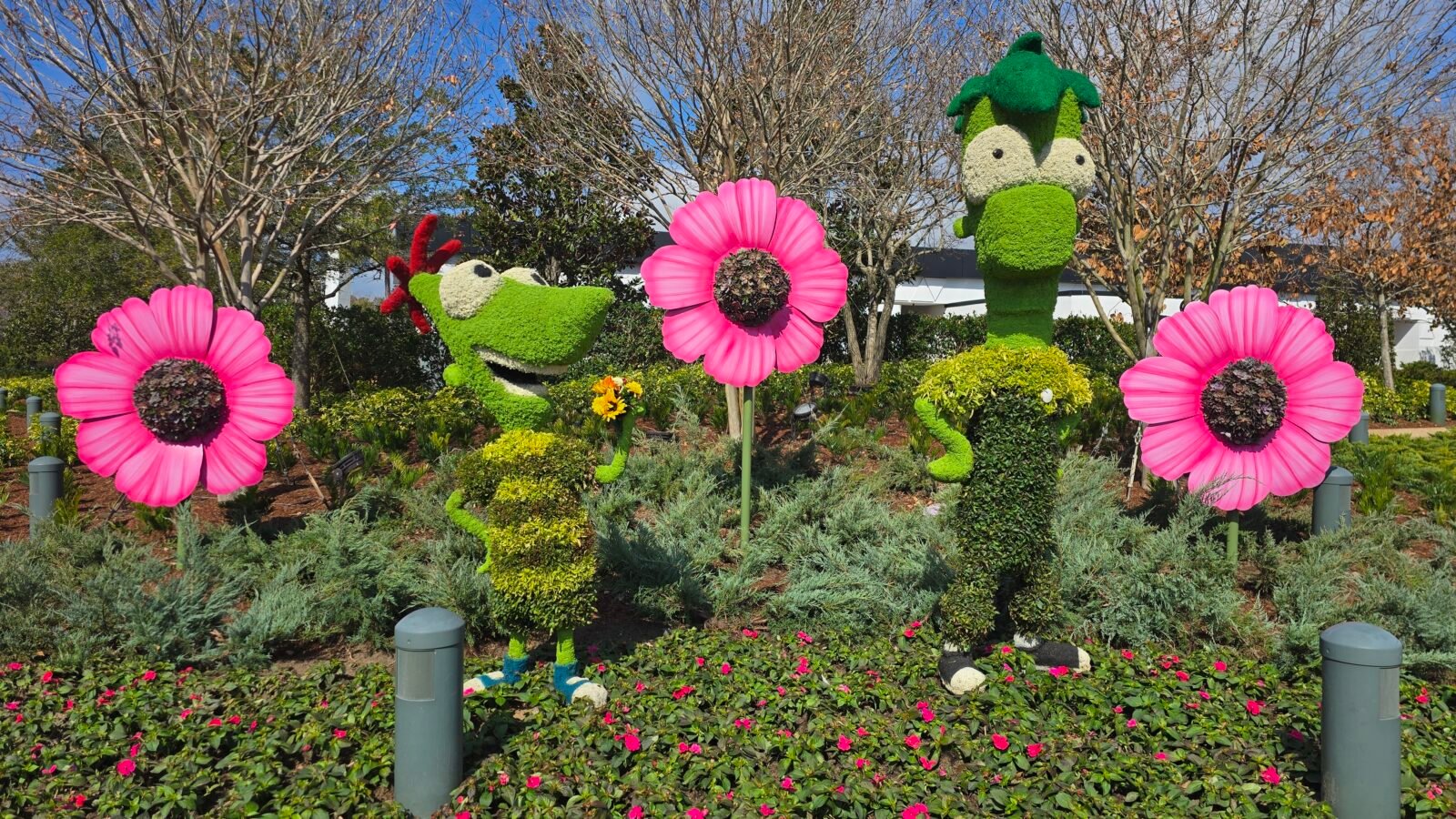 Phineas  Ferb Topiary Disney Epcot