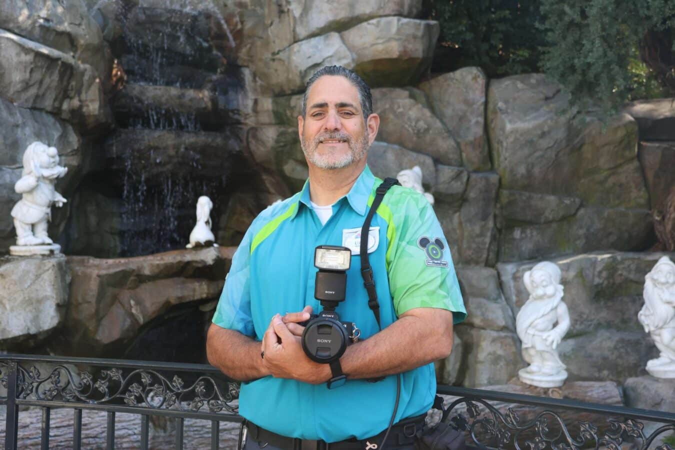 Luis Sanchez PhotoPass Photographer   Disneyland 