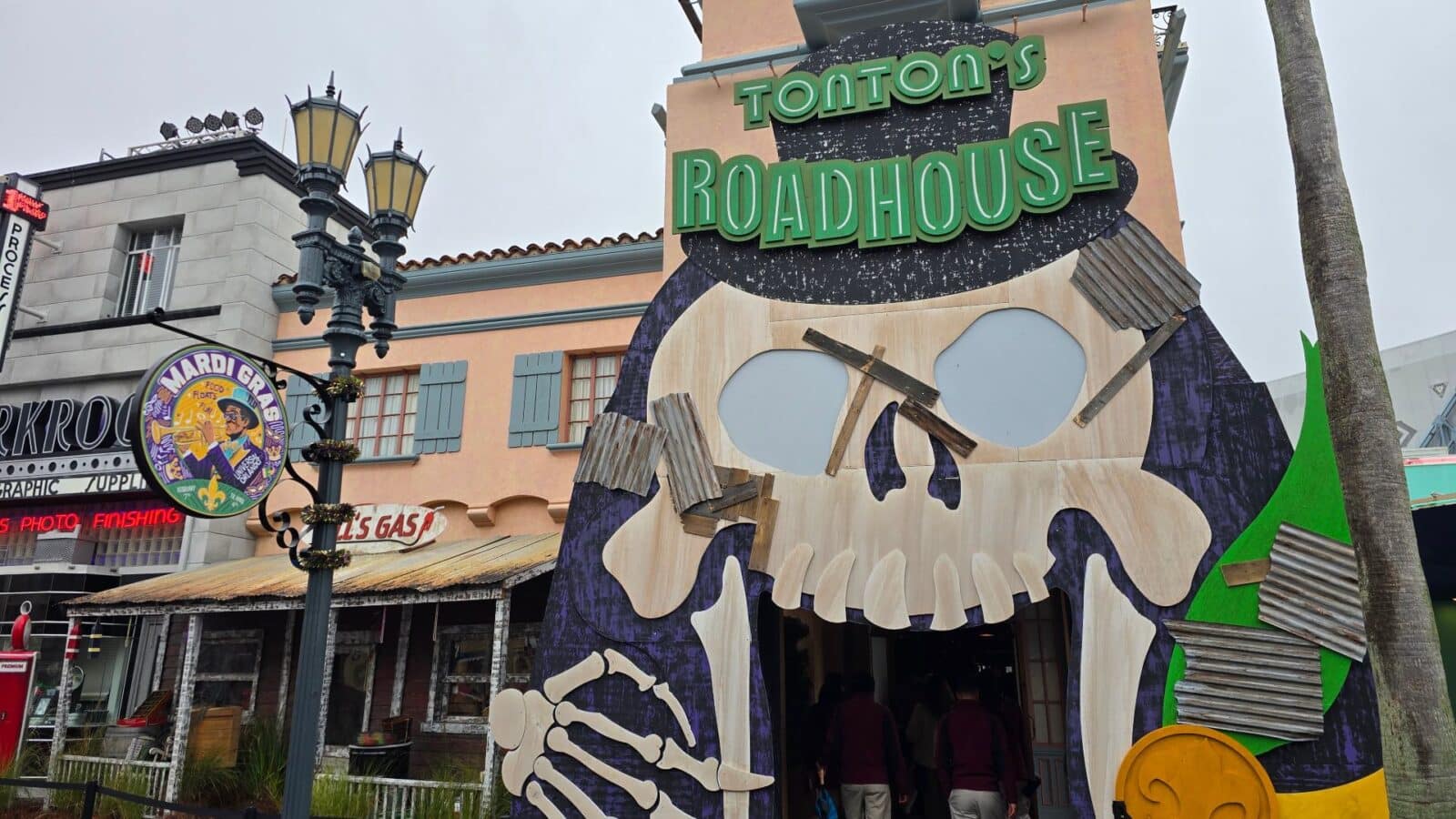 Inside TonTons Roadhouse A First Look at Universal Orlandos Mardi Gras Tribute Store